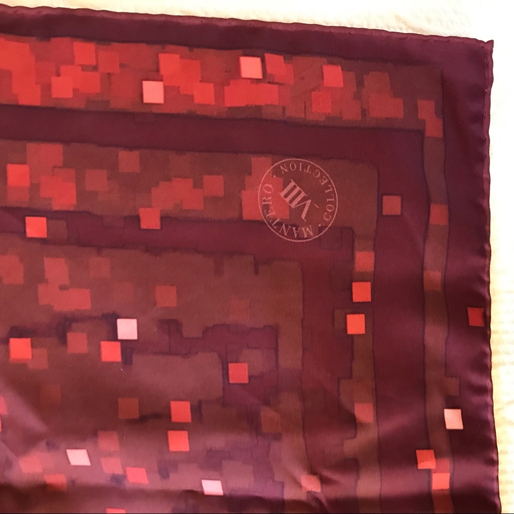Mantero Collection scarf - Picture 3 of 4